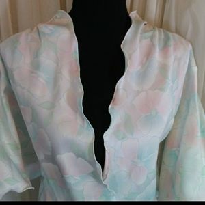 Vintage Floral Robe